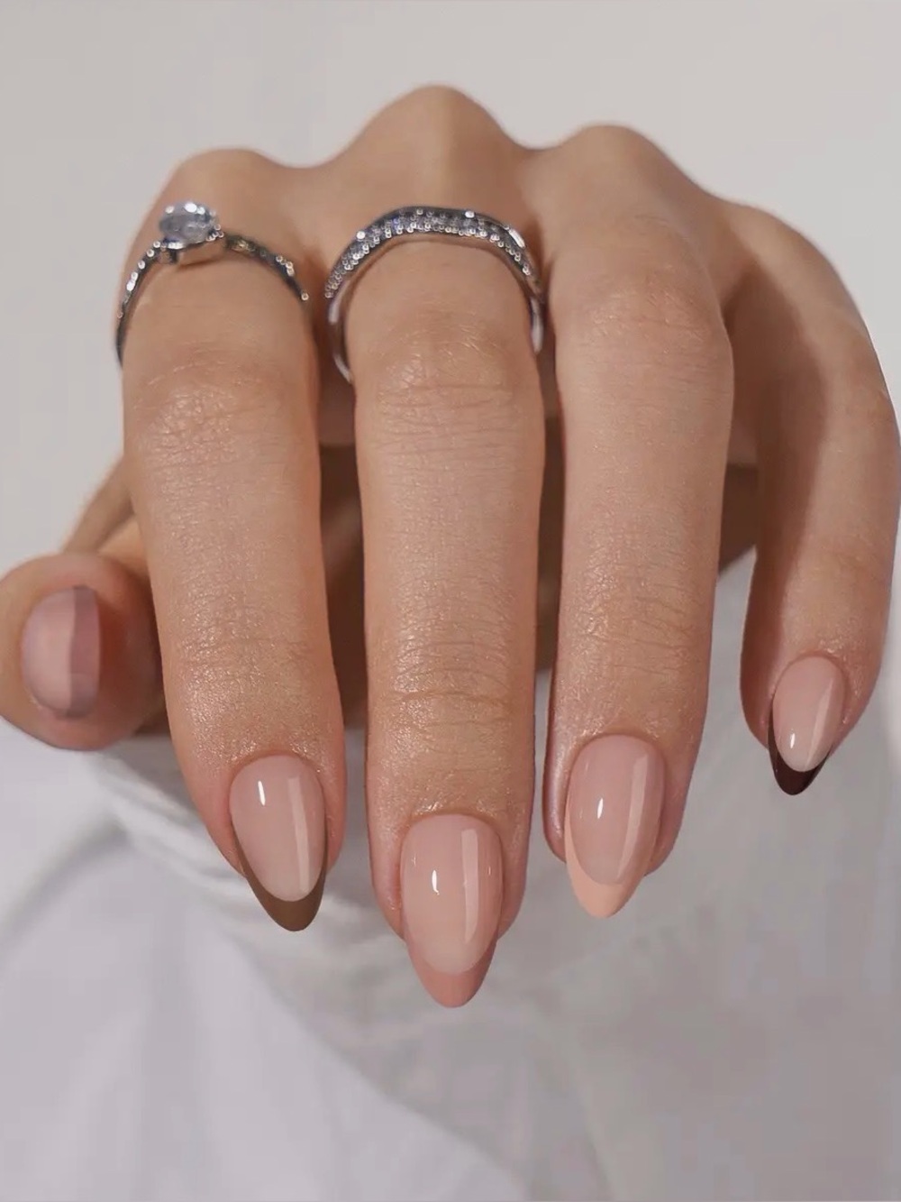 BTArtbox Brown French Tip Nude Almond Nail Set -